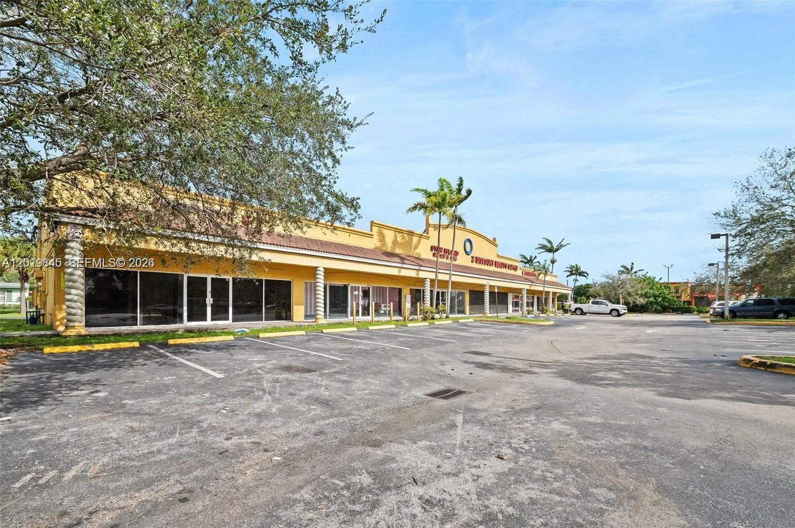 1395 W Sunrise Blvd, Fort Lauderdale, FL 33311 photo 3