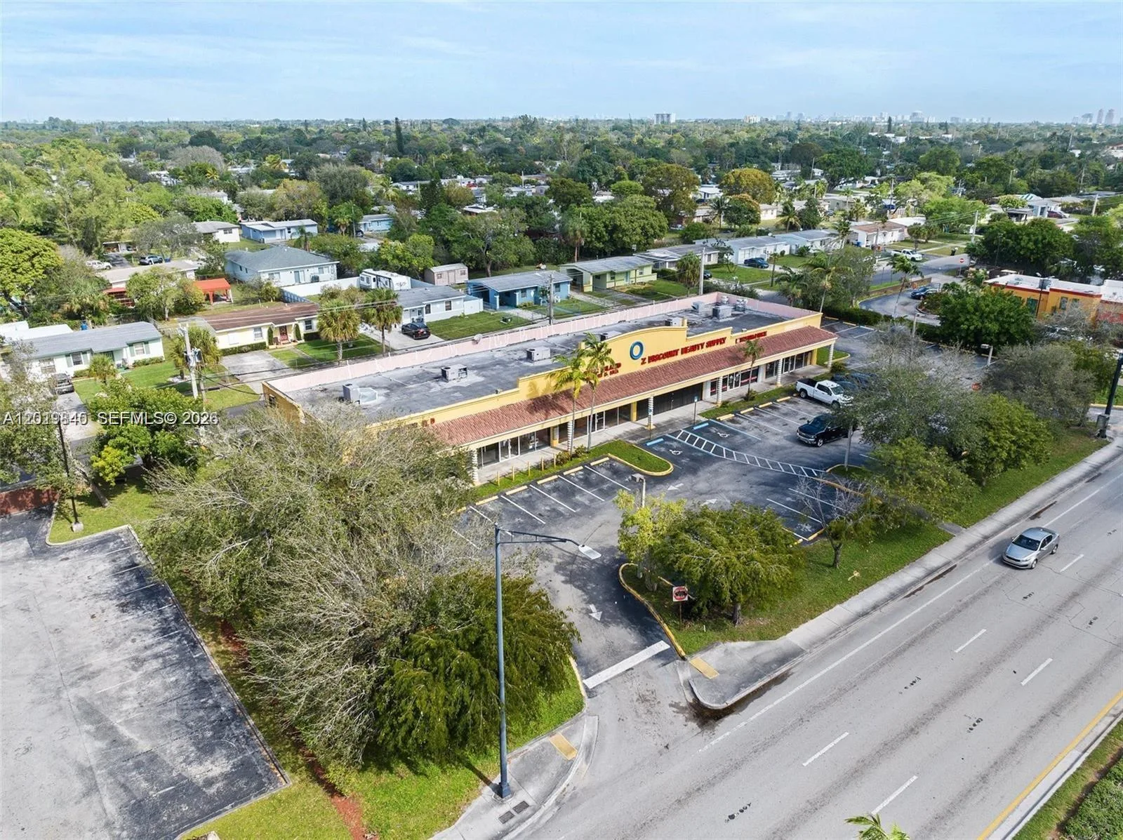 1395 W Sunrise Blvd, Fort Lauderdale, FL 33311 photo 4