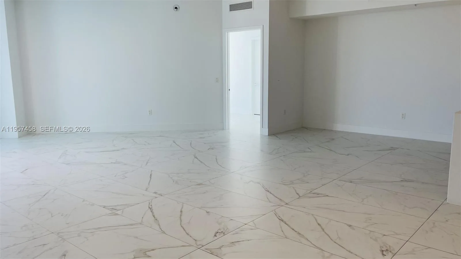 17301 Biscayne Blvd # 1907, North Miami Beach, FL 33160 photo 10