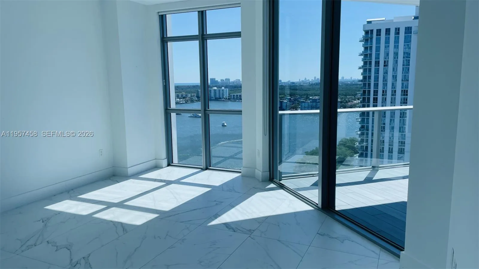 17301 Biscayne Blvd # 1907, North Miami Beach, FL 33160 photo 4