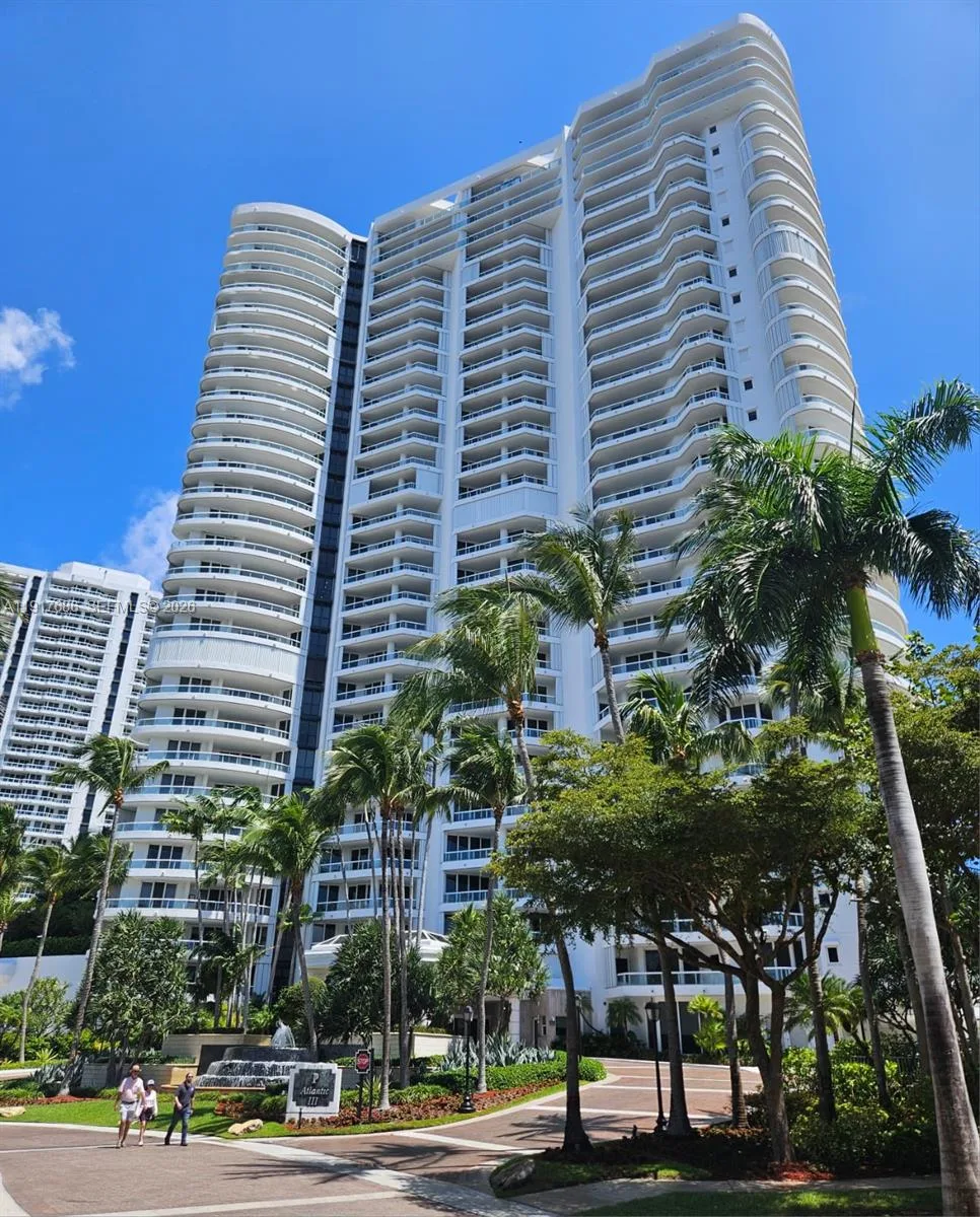 21050 Point Pl # 501, Aventura, FL 33180