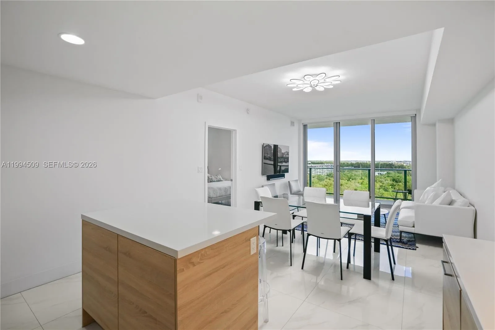 16385 NE Biscayne Blvd # 1402, North Miami Beach, FL 33160 photo 5
