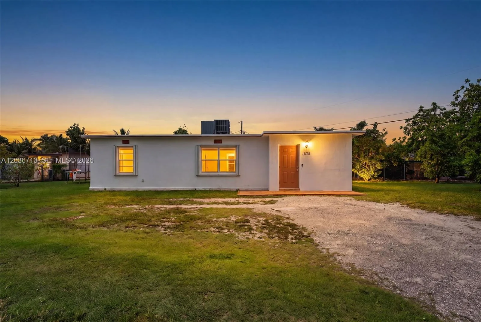 15398 Garfield Dr, Homestead, FL 33033