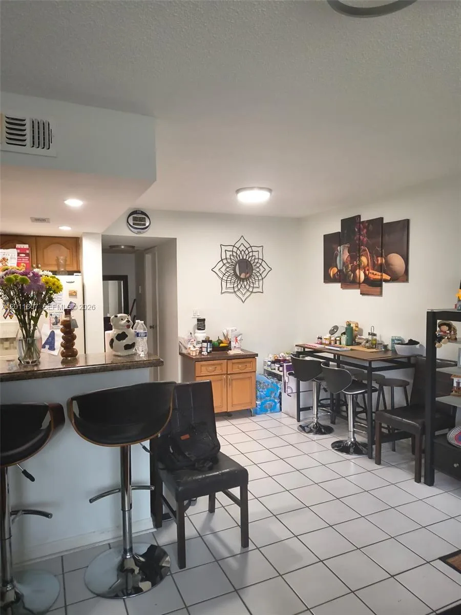 650 NW 86th Pl # 3-101, Miami, FL 33126 photo 4