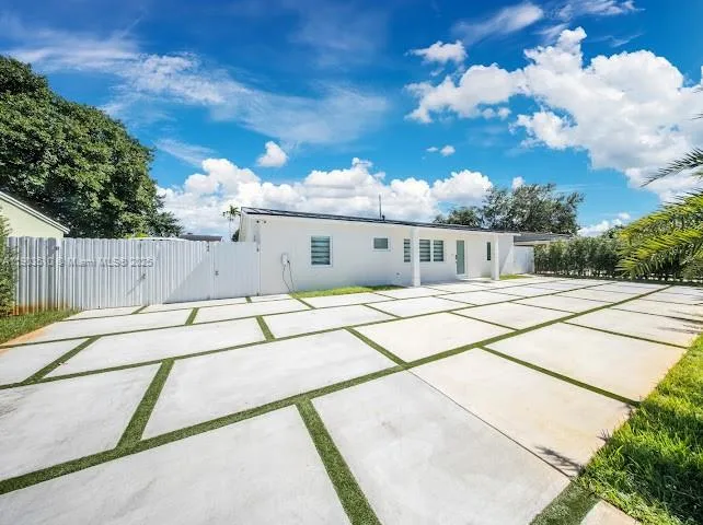 16125 NW 28th Pl, Miami Gardens, FL 33054 photo 2