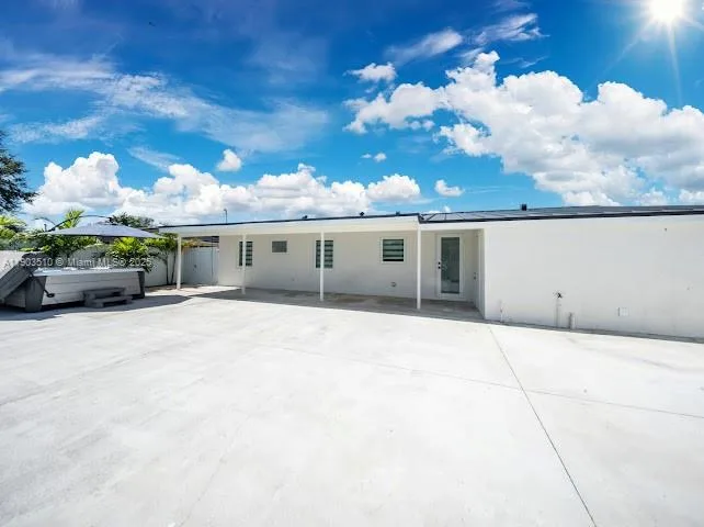16125 NW 28th Pl, Miami Gardens, FL 33054 photo 3