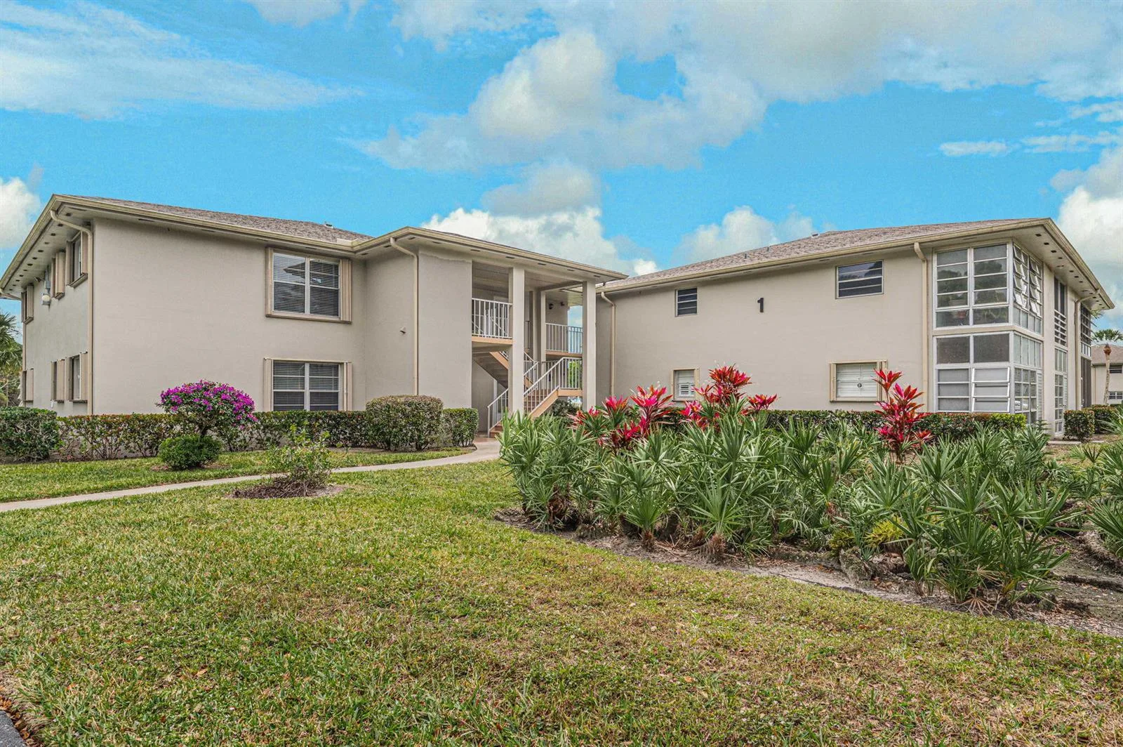 1 Lake Vista Trail # 205, Port St. Lucie, FL 34952