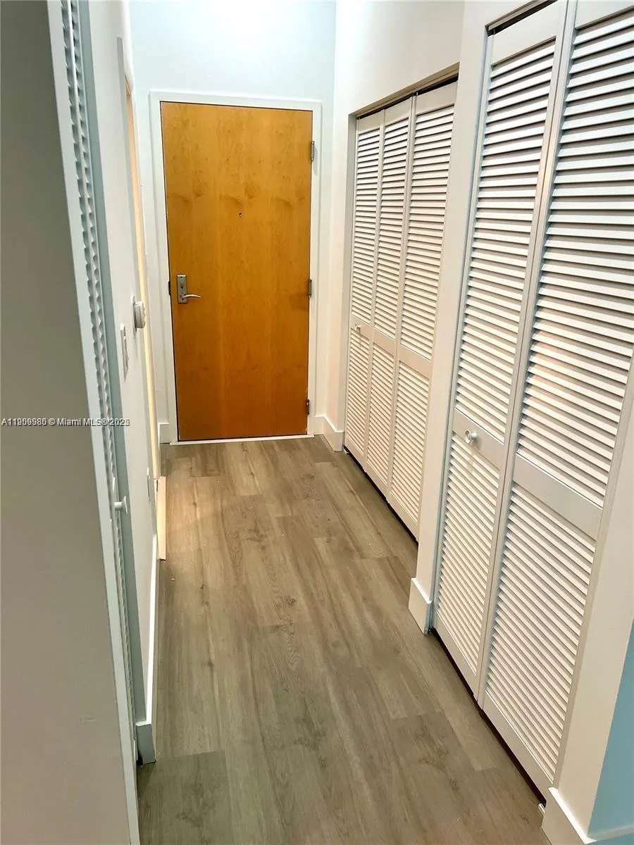 244 Biscayne Blvd # 348, Miami, FL 33132 photo 6