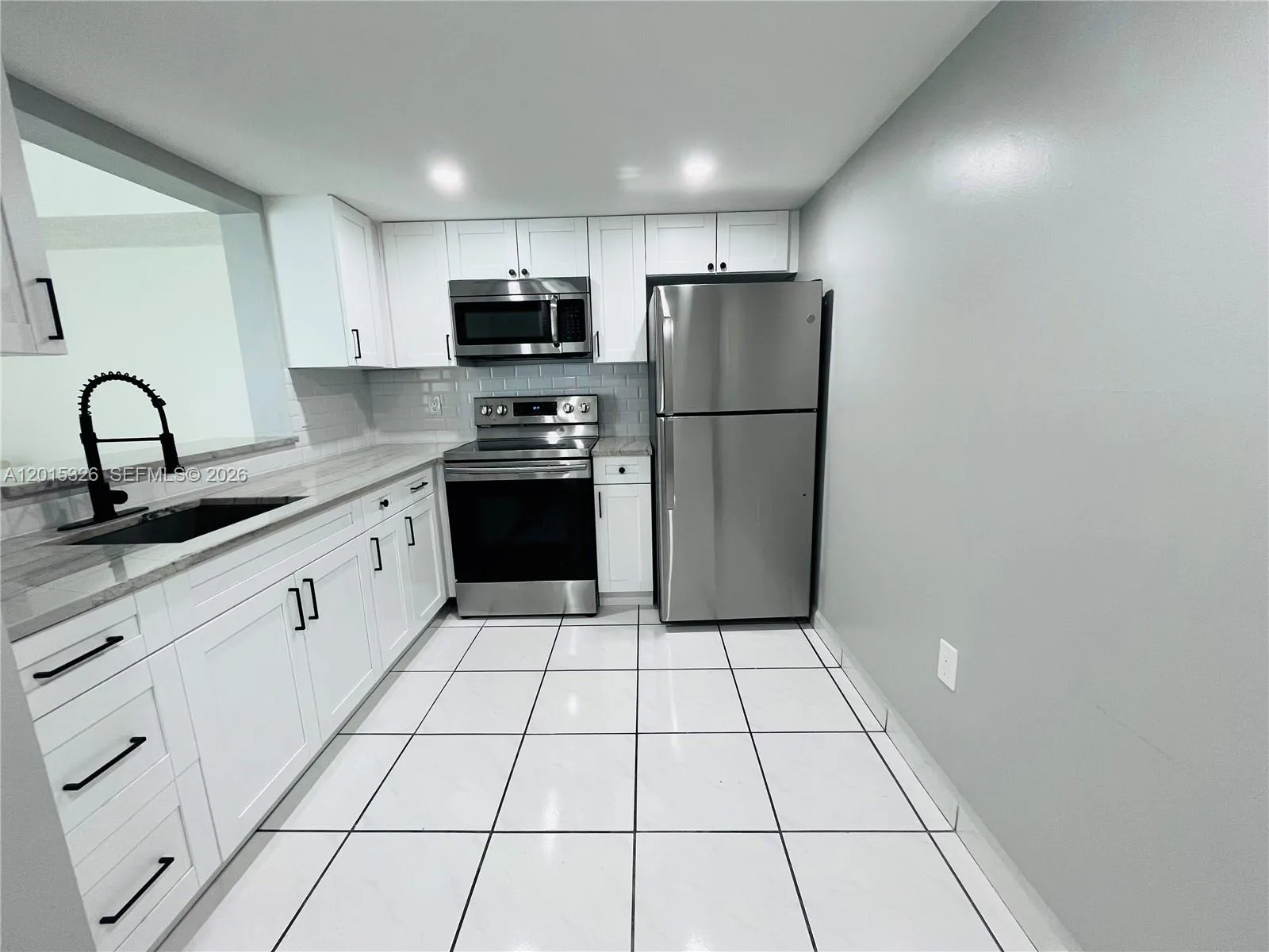 2055 SW 122nd Ave # 507, Miami, FL 33175 photo 2