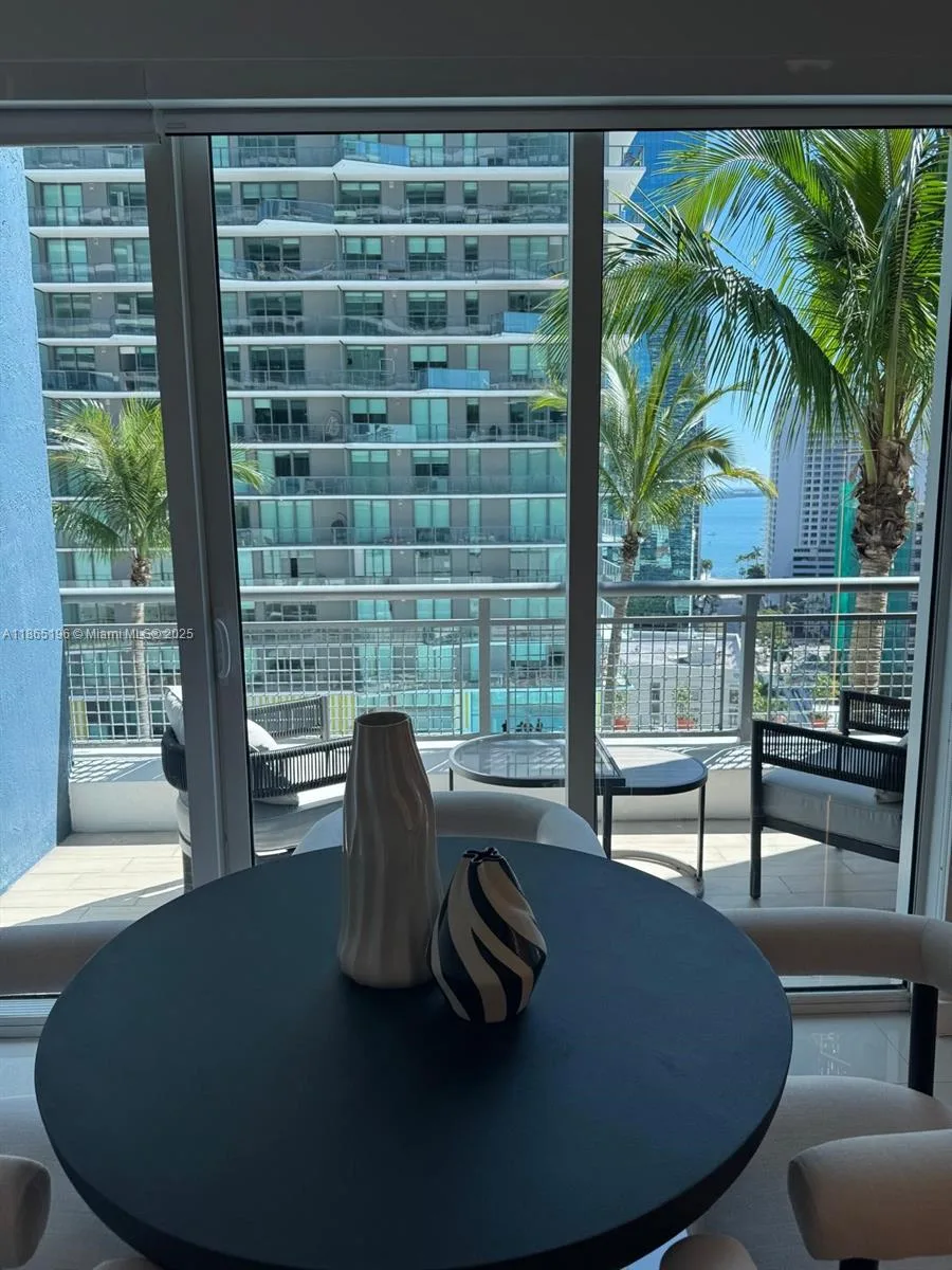 60 SW 13th St # 1406, Miami, FL 33130