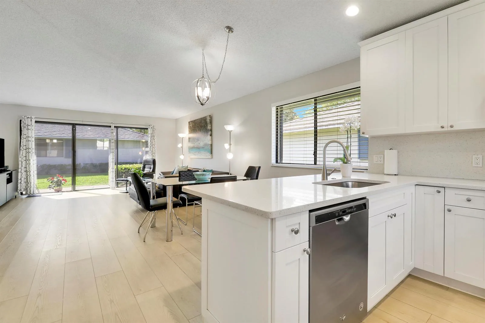 811 Club Drive, Palm Beach Gardens, FL 33418
