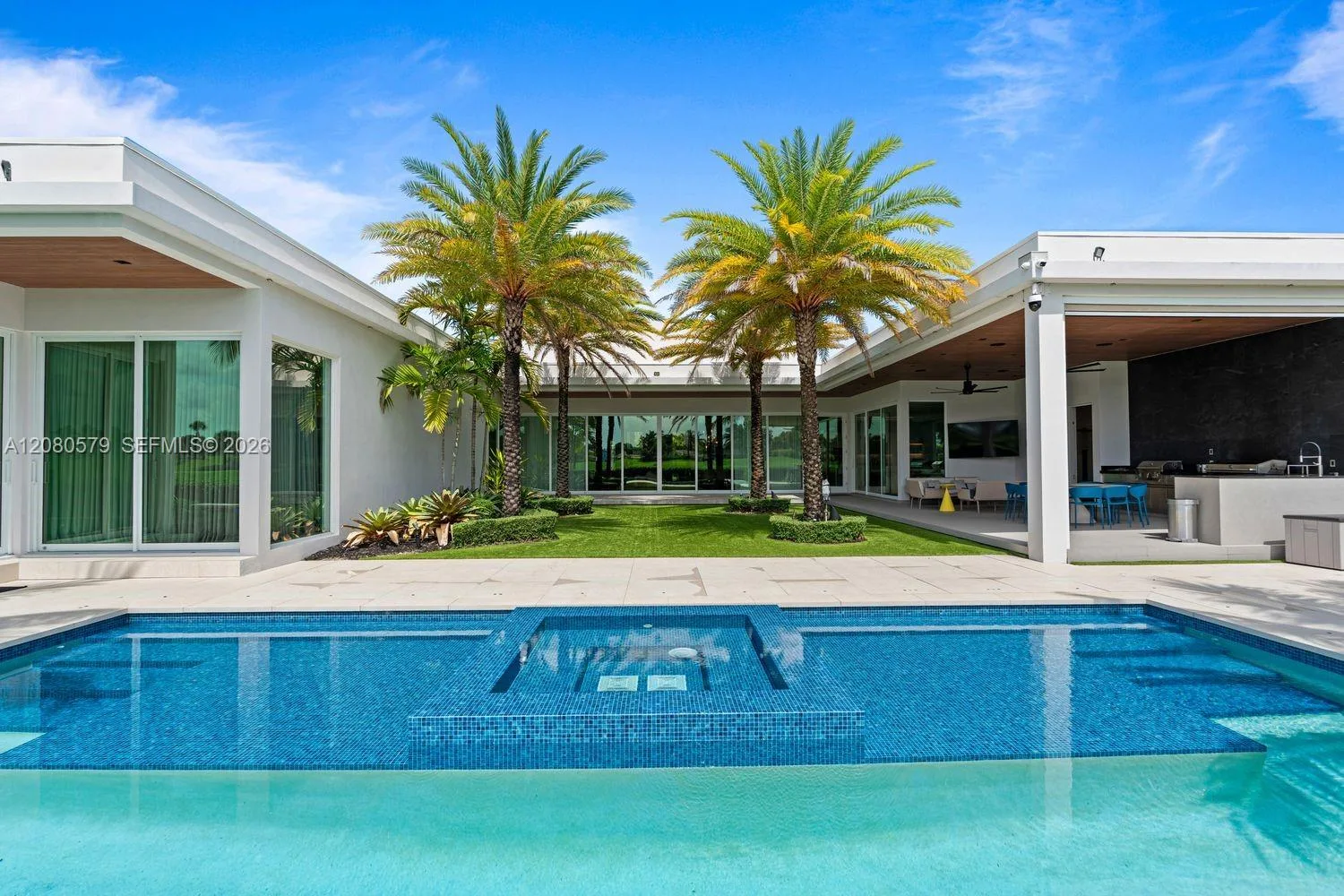 3939 Country Club Ln, Fort Lauderdale, FL 33308