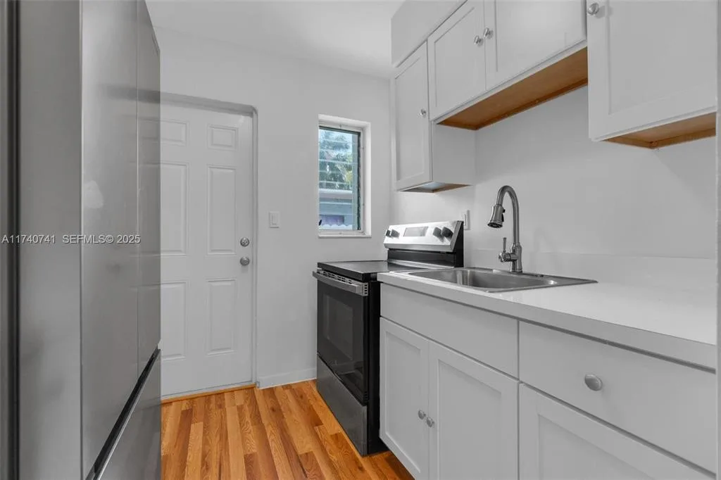 6340 Dawson Street, Hollywood, FL 33023 photo 11