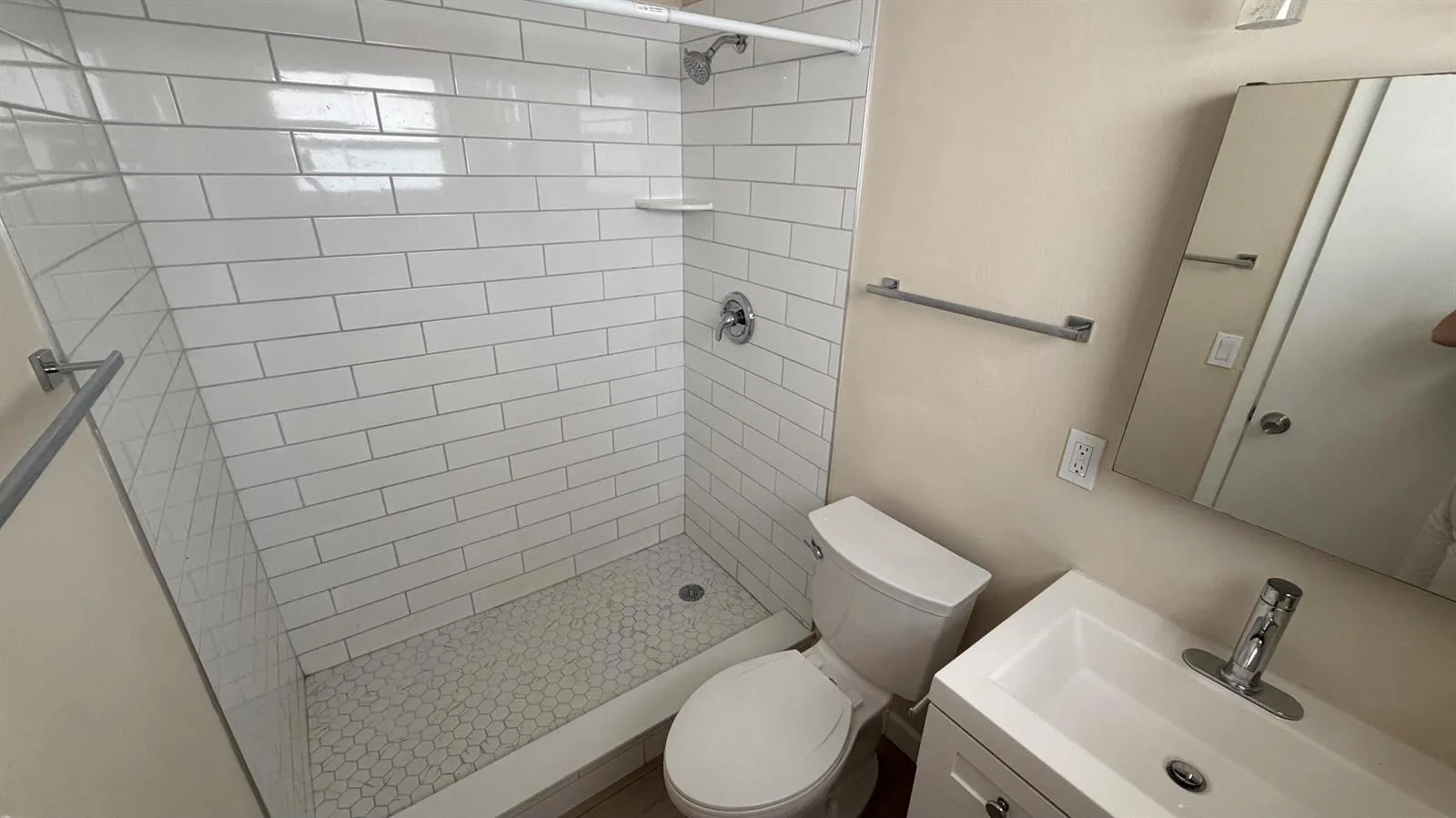 5168 NE 6th Avenue # 431, Oakland Park, FL 33334 photo 7