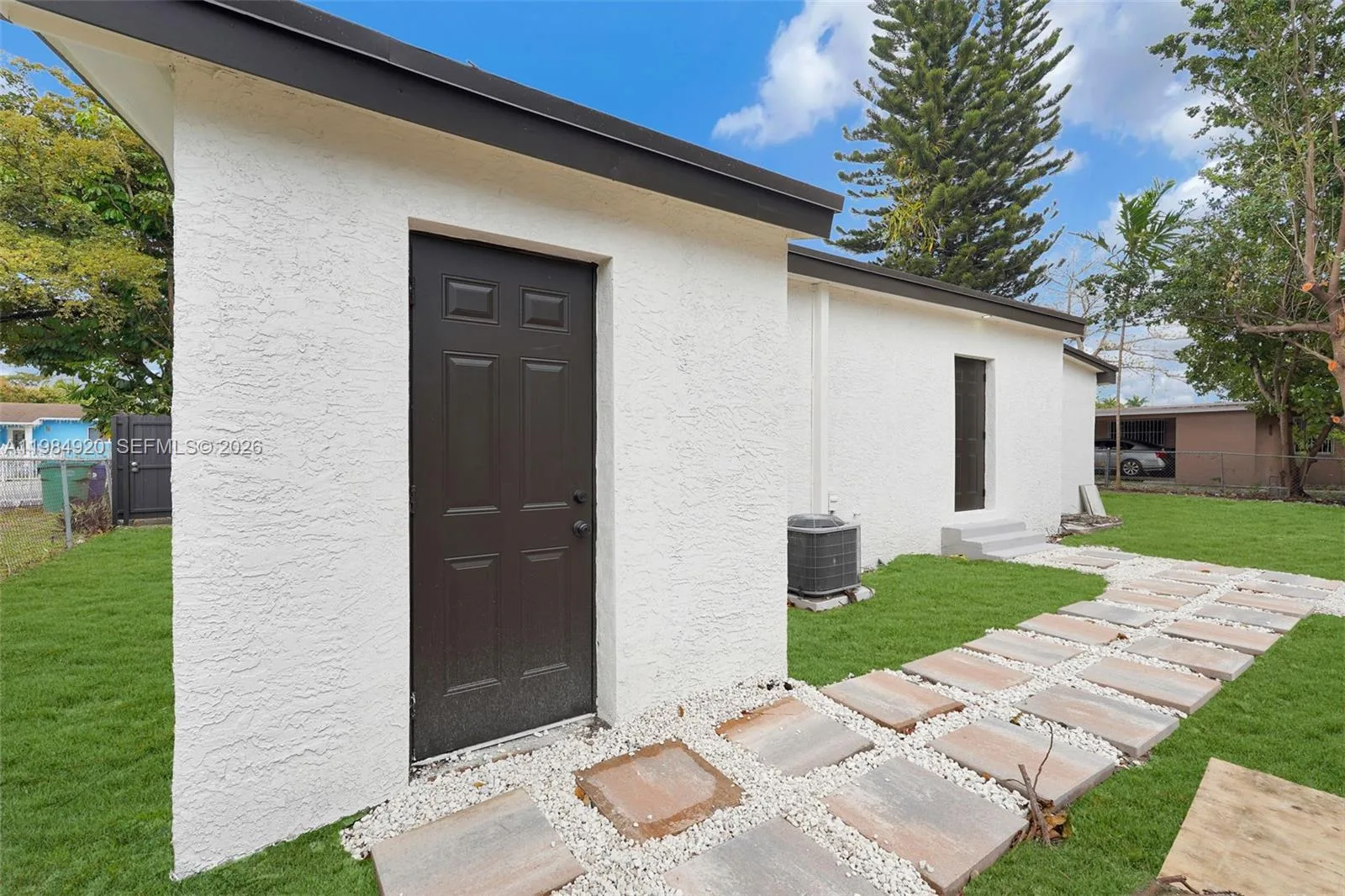 1830 NW 135th St, Miami, FL 33167 photo 6
