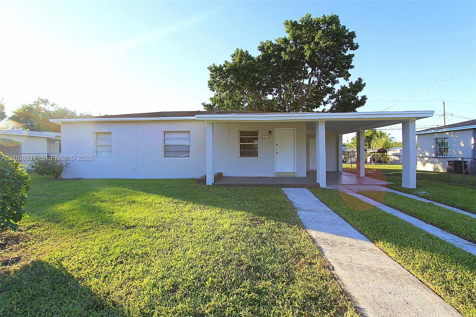 14340 GRAVES DR, Miami, FL 33176