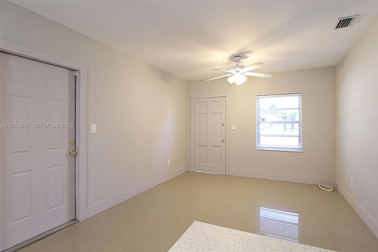 14340 GRAVES DR, Miami, FL 33176 photo 2