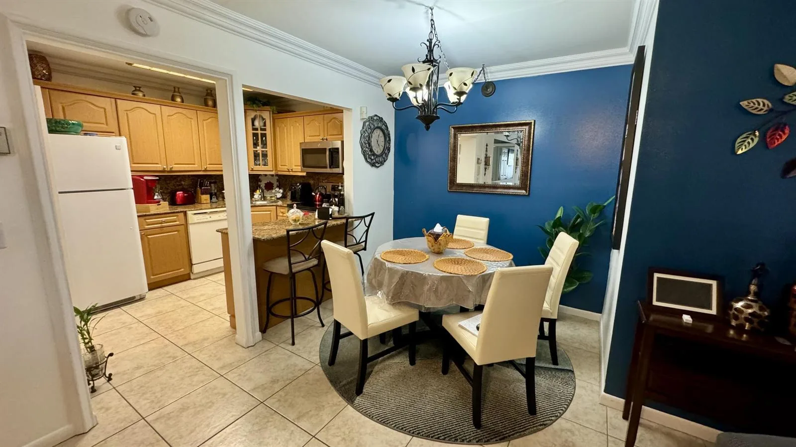 104 Lake Pine Circle # A-1, FL 33463 — zdjęcie 5