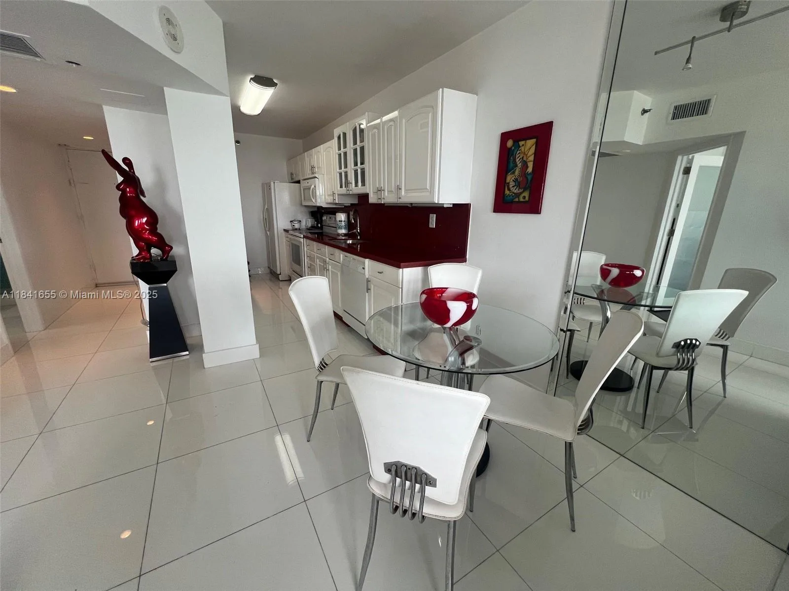 100 Lincoln Rd # 1419, Miami Beach, FL 33139 photo 10