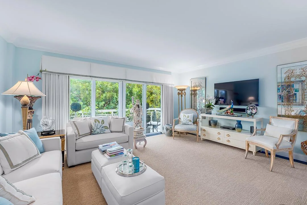 250 Bradley Place # 202, Palm Beach, FL 33480