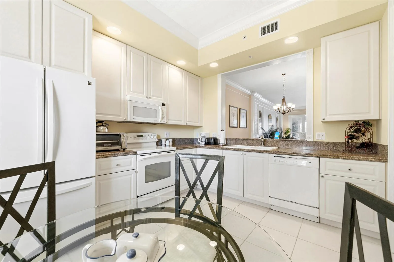 16 Harbour Isle Drive W # 302, Fort Pierce, FL 34949 photo 3