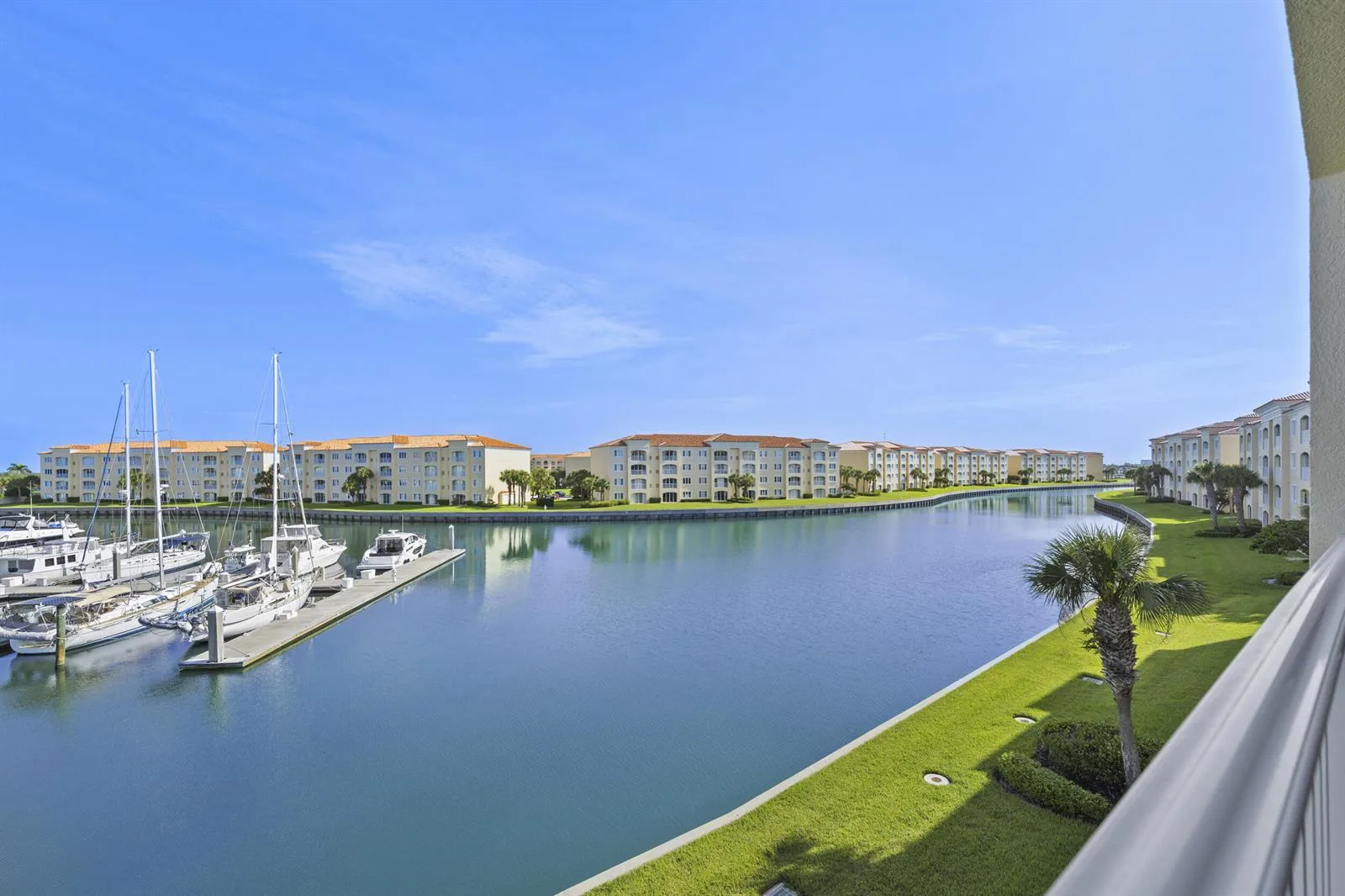 16 Harbour Isle Drive W # 302, Fort Pierce, FL 34949 photo 4