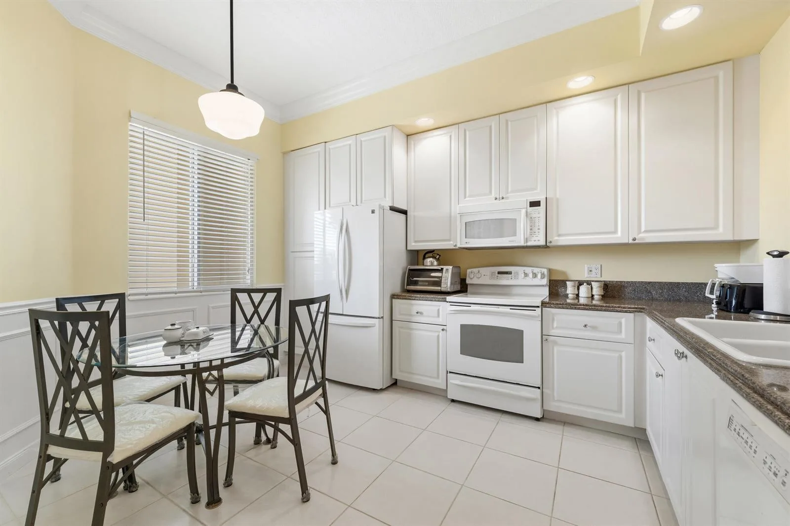16 Harbour Isle Drive W # 302, Fort Pierce, FL 34949 photo 8
