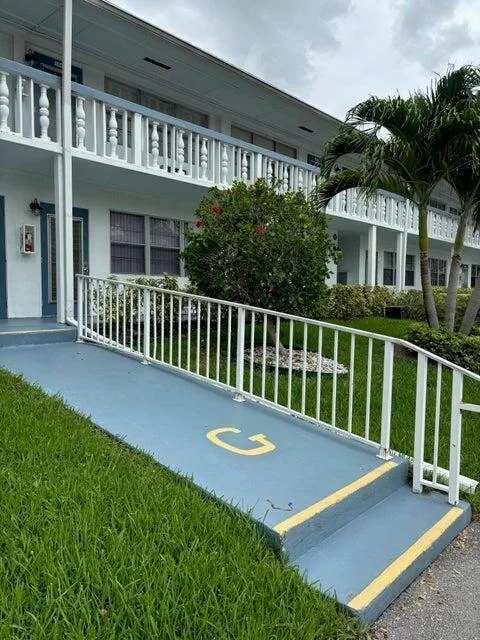 125 Westbury Circle # G, Deerfield Beach, FL 33442