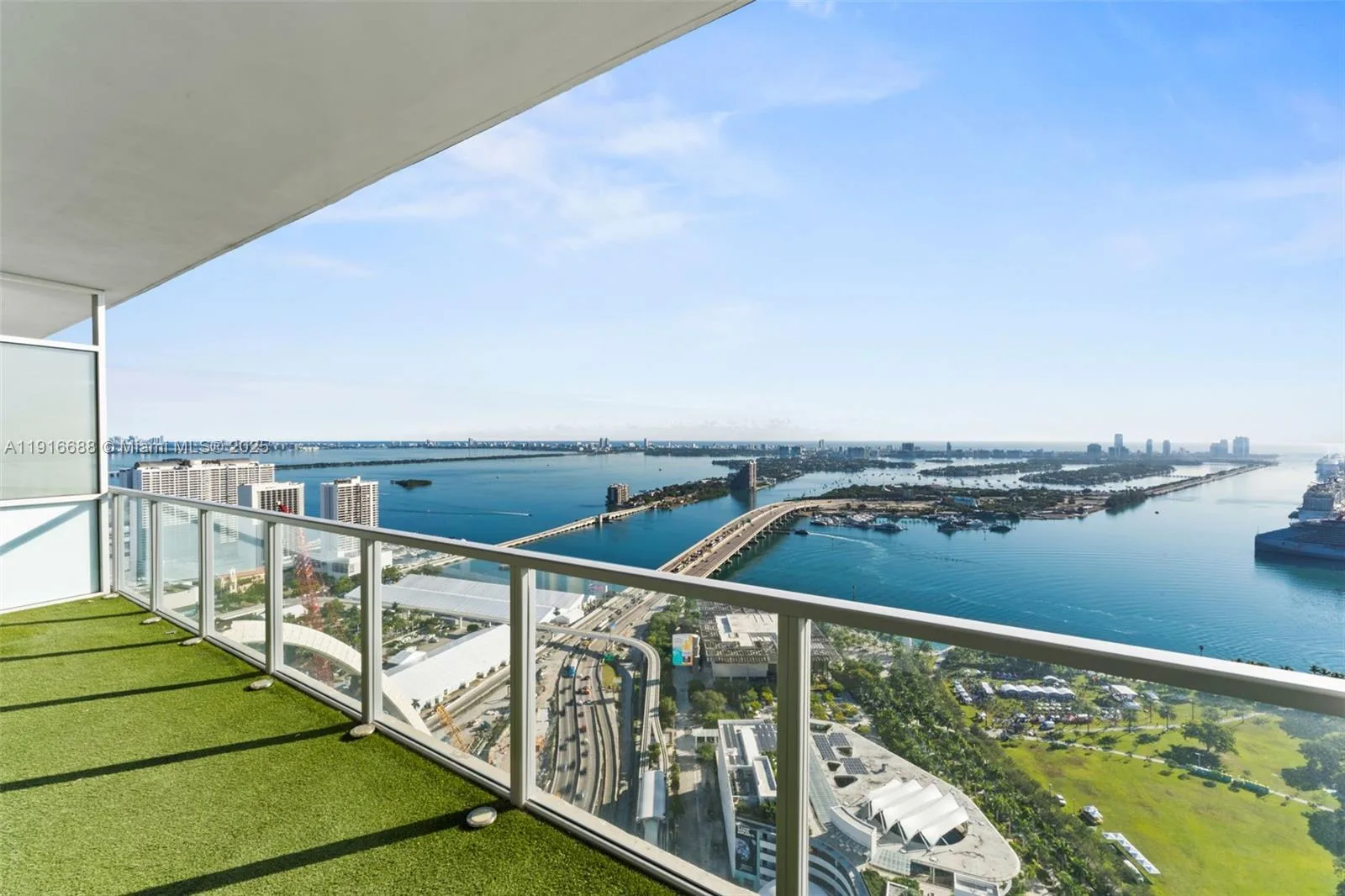 1100 Biscayne Blvd # 4502, Miami, FL 33132 photo 3