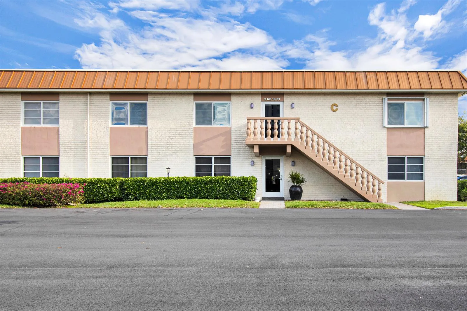 9 NE 19th Court # 212c, Wilton Manors, FL 33305