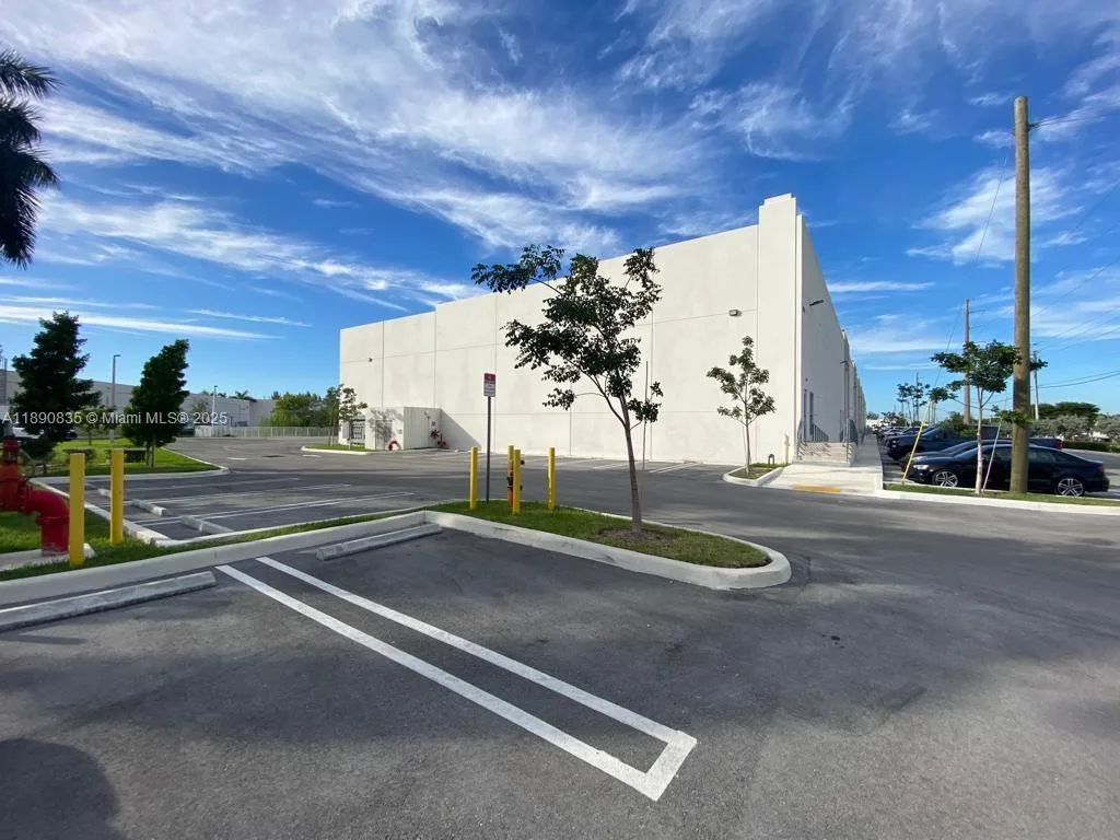 13202 NW 107th Ave # 5, Hialeah Gardens, FL 33018 photo 9