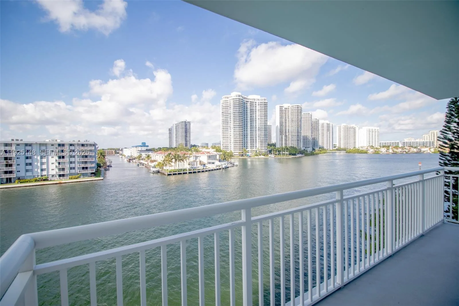 301 174th St # 503, Sunny Isles Beach, FL 33160 photo 2