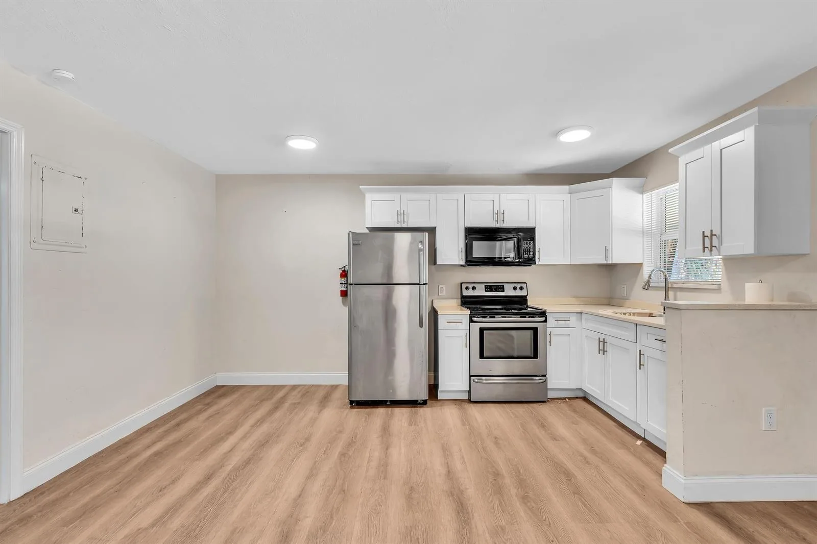 800 MOFFETT Street # 3, Hallandale Beach, FL 33009 photo 10