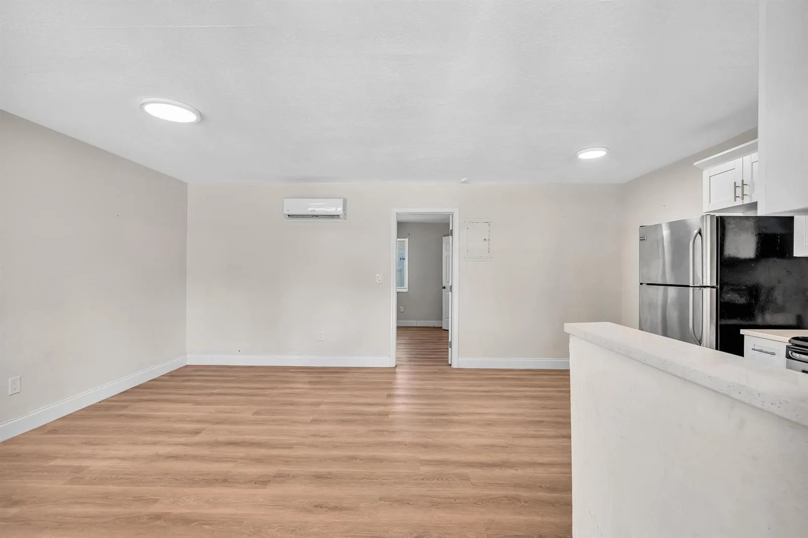 800 MOFFETT Street # 3, Hallandale Beach, FL 33009 photo 2