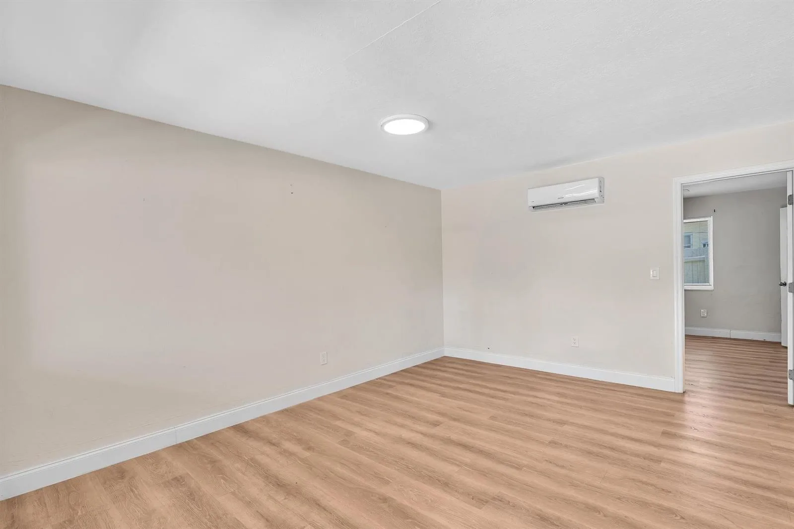 800 MOFFETT Street # 3, Hallandale Beach, FL 33009 photo 3