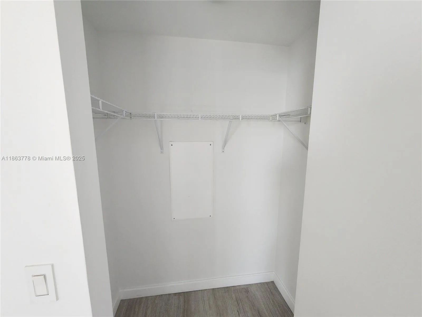 55 SW 9th St # 3202, Miami, FL 33130 photo 12