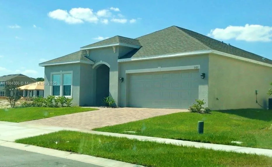2121 Preston LN, Kissimmee, FL 34746