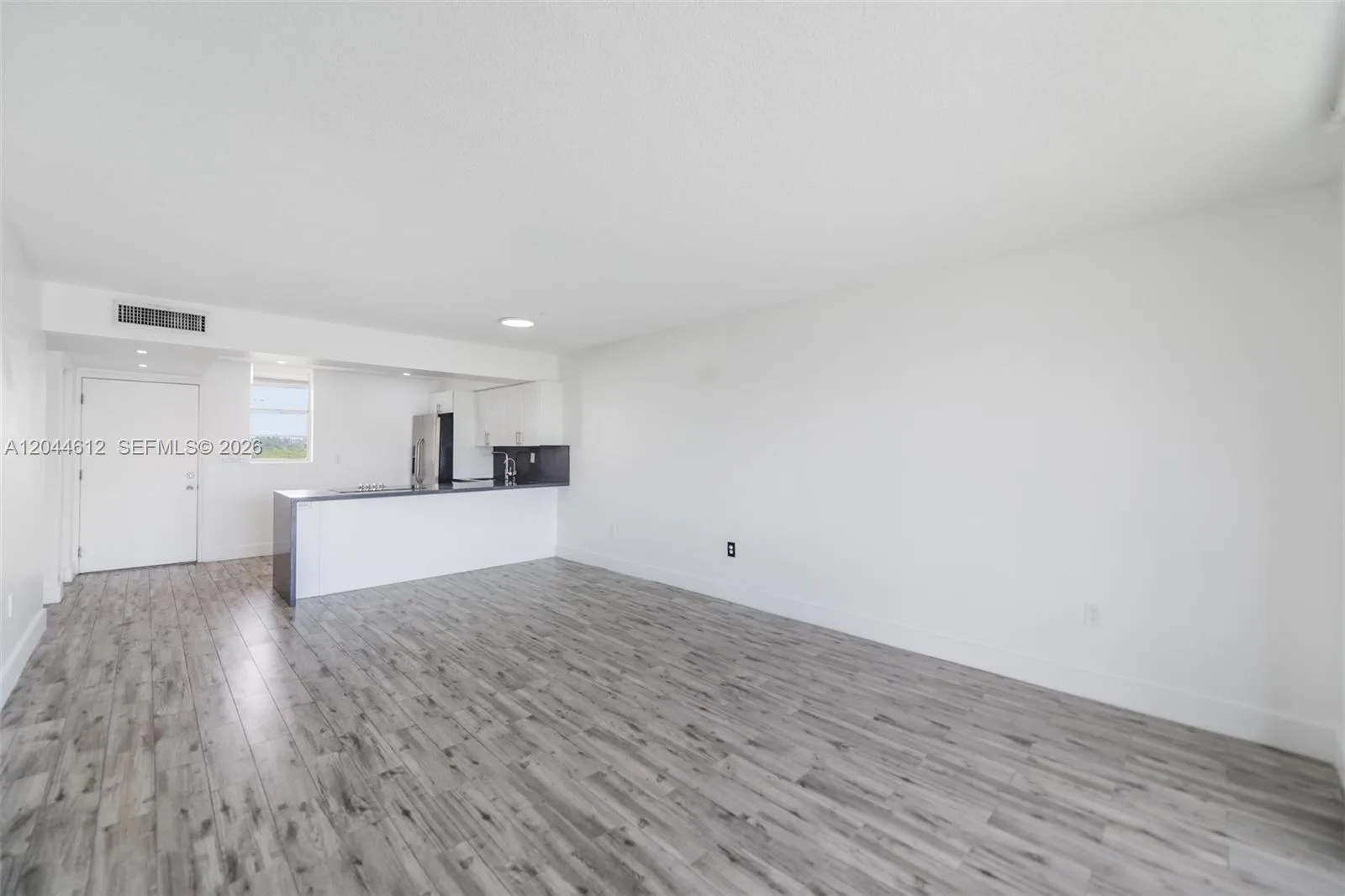 2851 Leonard Dr # J505, Aventura, FL 33160 photo 4