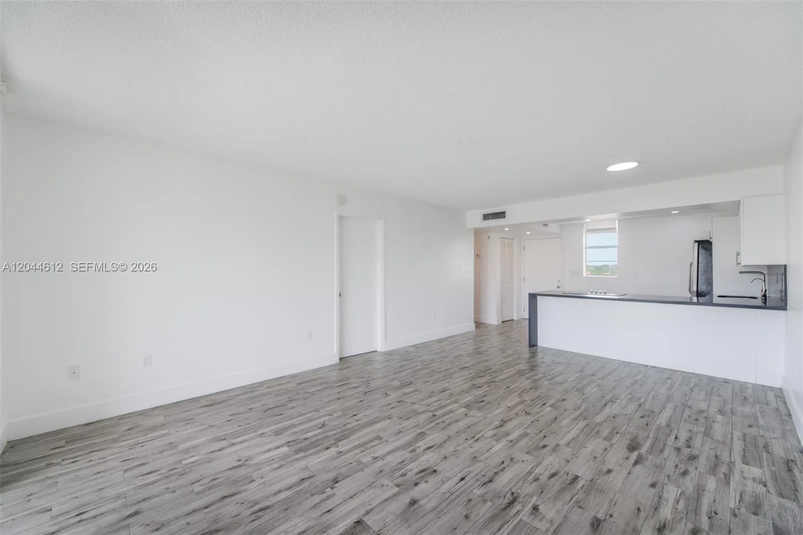 2851 Leonard Dr # J505, Aventura, FL 33160 photo 5