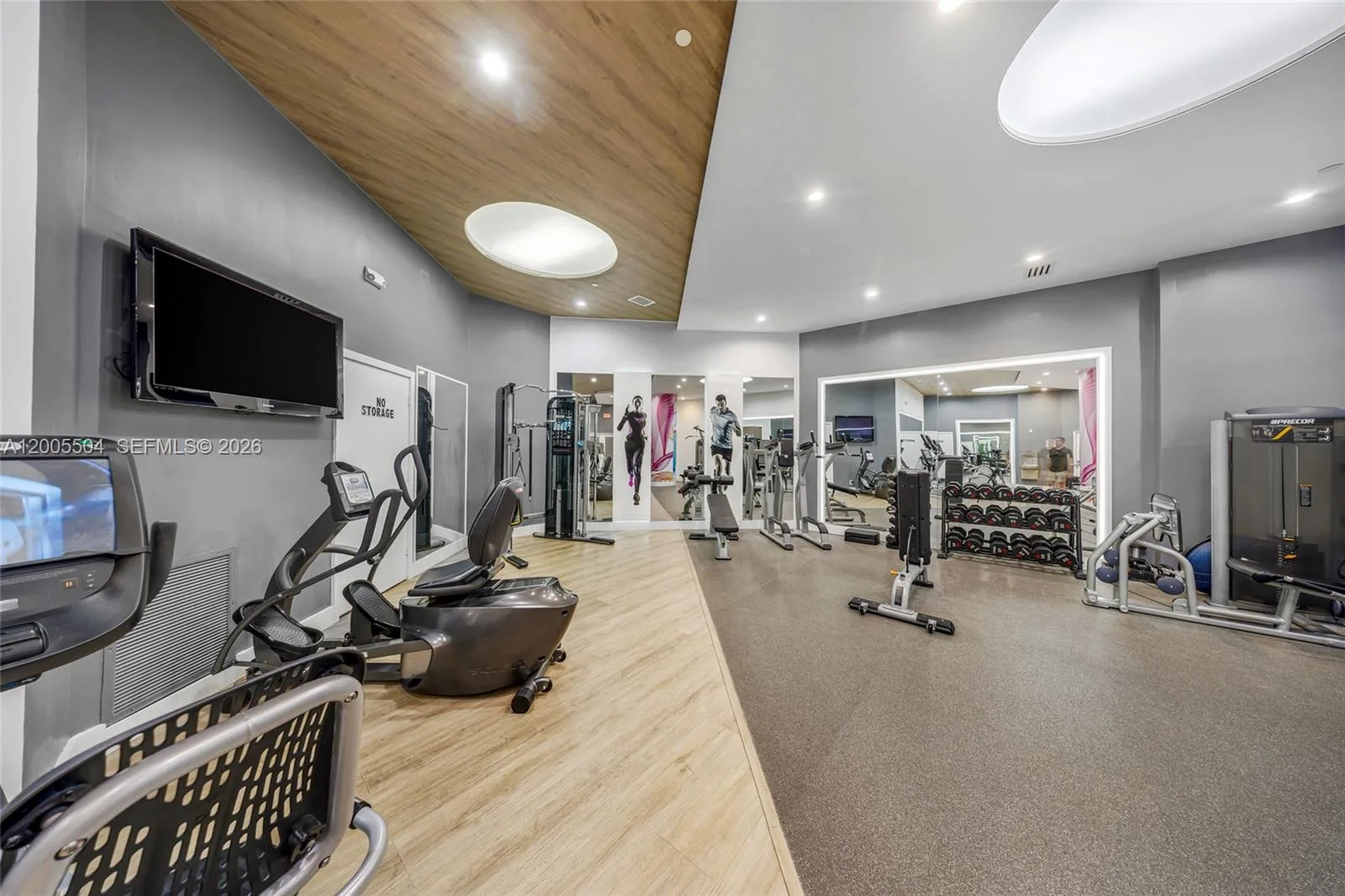 3610 Yacht Club Dr # 1016, Aventura, FL 33180 photo 2