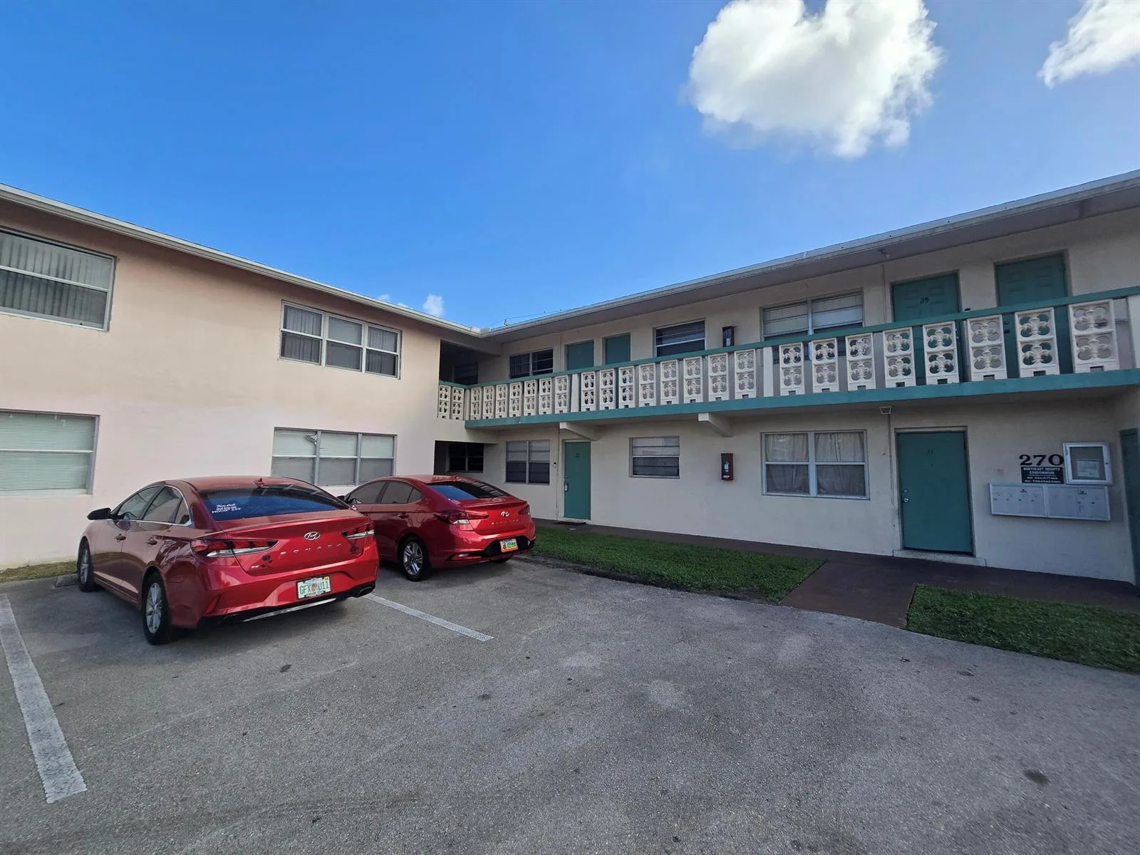 270 NE 40th Street NE # 26, Oakland Park, FL 33334