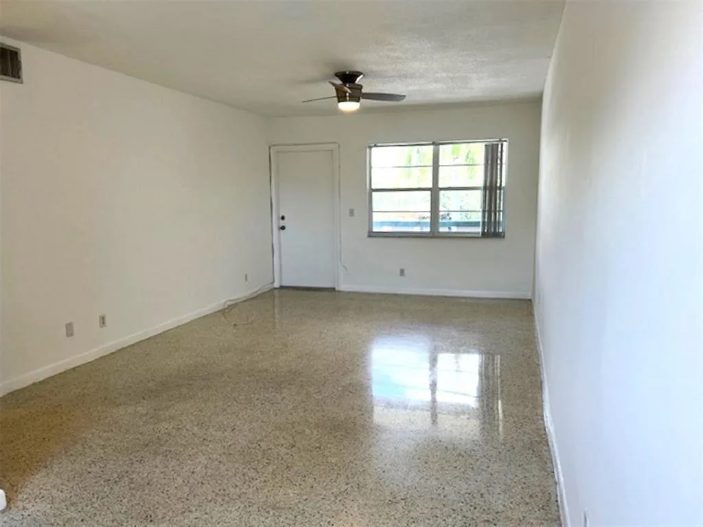 270 NE 40th Street NE # 26, Oakland Park, FL 33334 photo 6