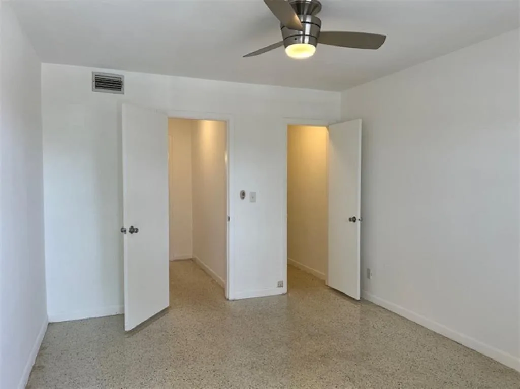 270 NE 40th Street NE # 26, Oakland Park, FL 33334 photo 7