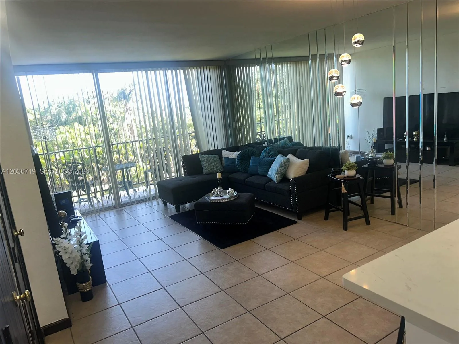 820 NW 87th Ave # 408, Miami, FL 33172