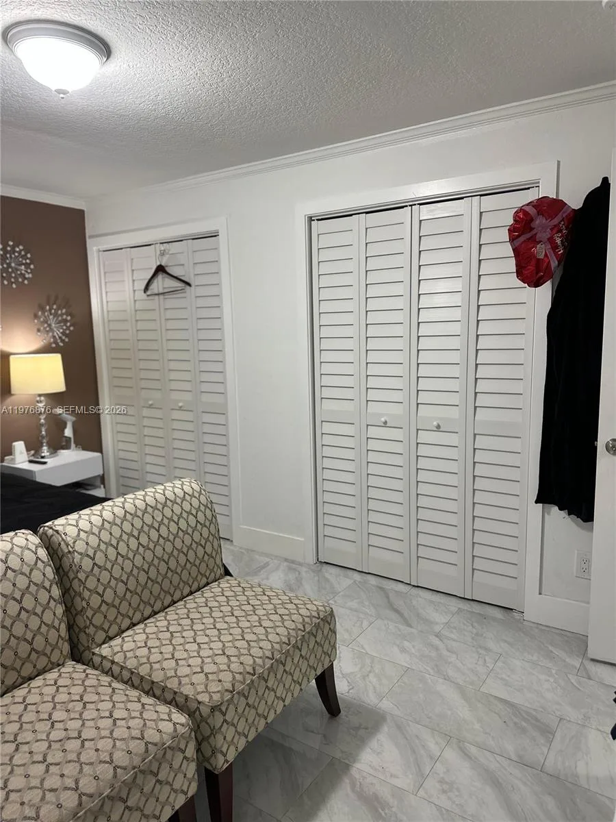 5710 Douglas St, Hollywood, FL 33021 photo 12