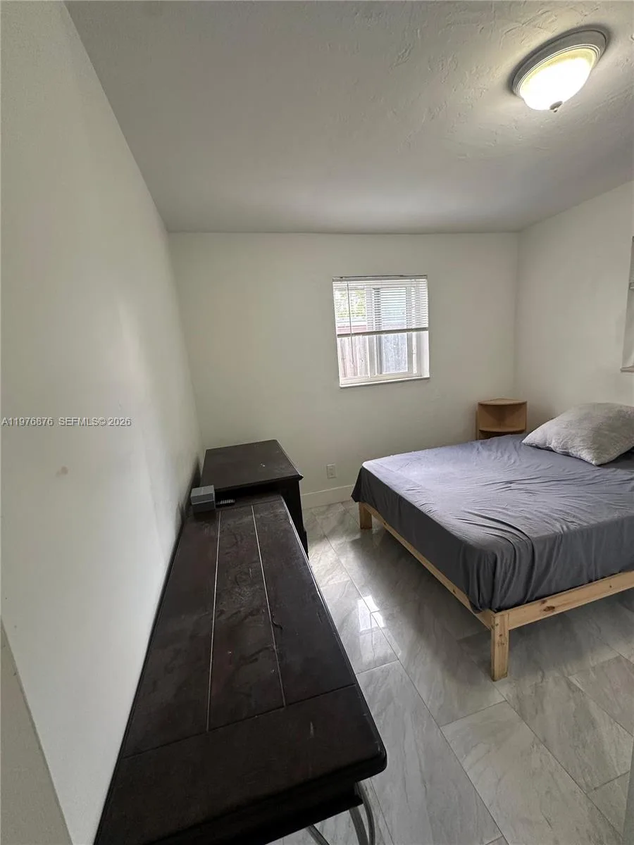 5710 Douglas St, Hollywood, FL 33021 photo 8