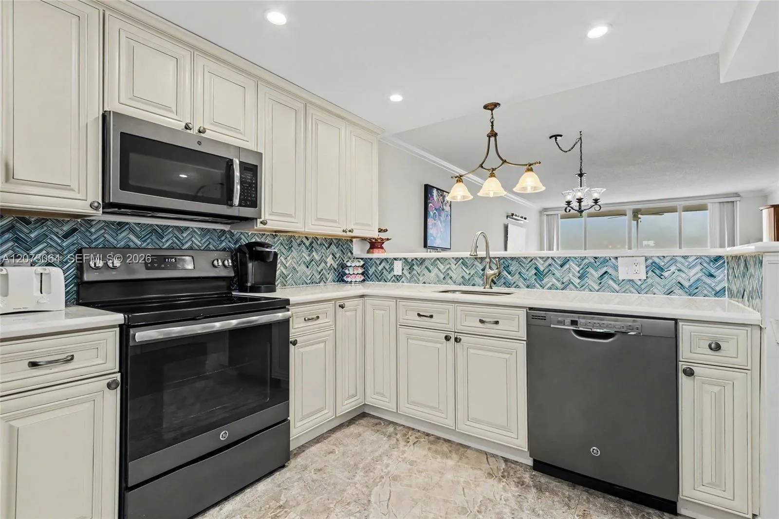 3090 N Course Dr # 709, Pompano Beach, FL 33069