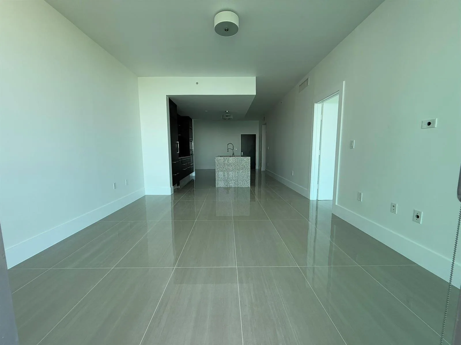 900 Biscayne Boulevard # 2807, Miami, FL 33132 photo 2