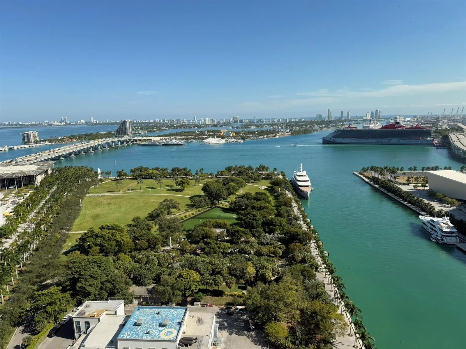900 Biscayne Boulevard # 2807, Miami, FL 33132 photo 8