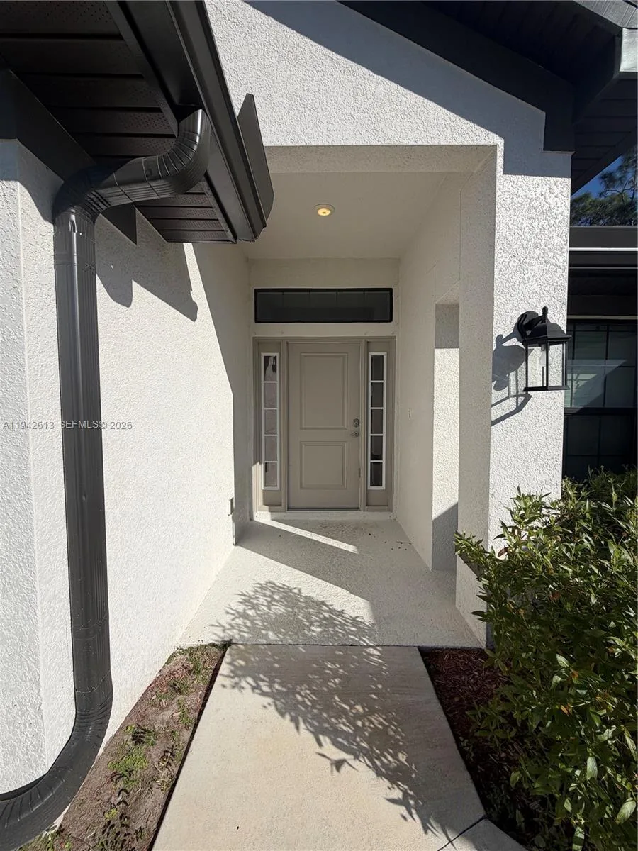 4602 Karen Ave N, Lehigh Acres, FL 33971 photo 4